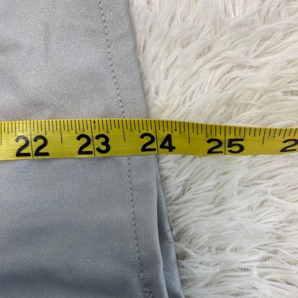 Disney Parks Minnie Mouse All Over Print Grey Long Sleeve Womens US M - Picture 6 of 7